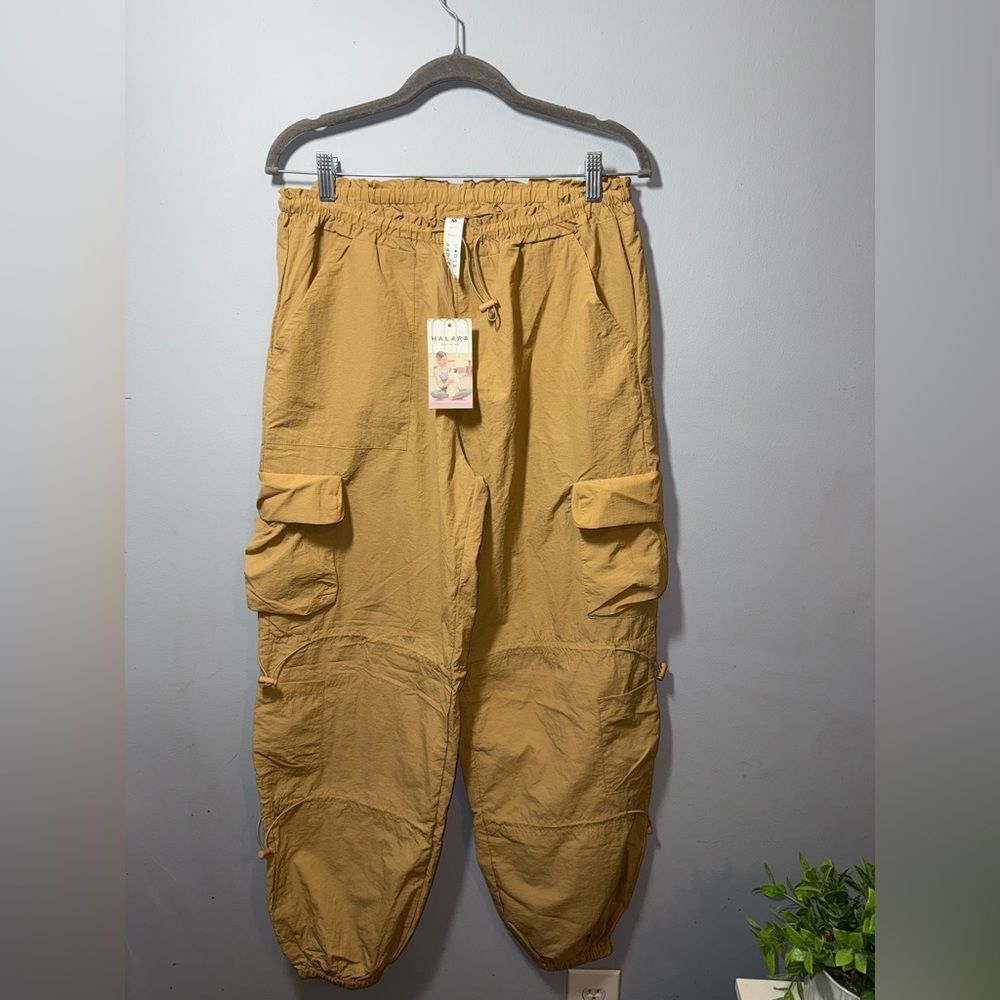 Halara Womens Medium Khaki‎ Harem Cargo Parachute Nylon Utility Jogger Pants M